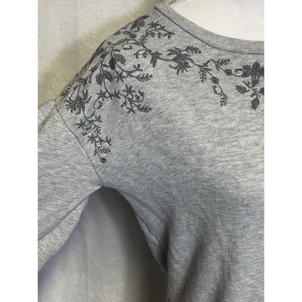 American Eagle Floral Embroidered Round neck Sweatshirt Womens Size Small - Picture 3 of 13